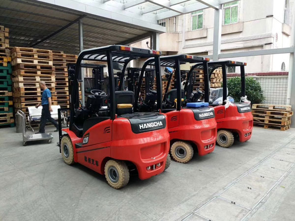杭州叉車電動叉車，60年始終如一的優(yōu)秀品質